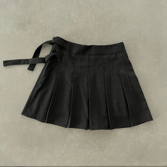 STORETS PLEATED SKIRT - Picture 9 of 9